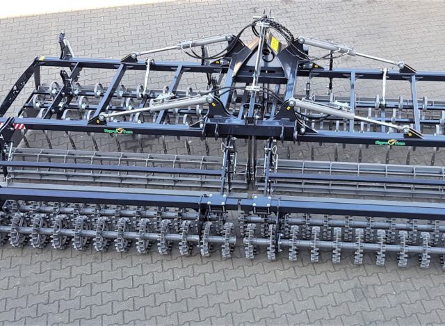 Augsnes apstrādes agregāts AGRO-TOM UPH 4.0 (20))