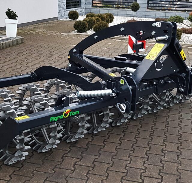 Augsnes apstrādes agregāts AGRO-TOM FRONT PACKER (01)