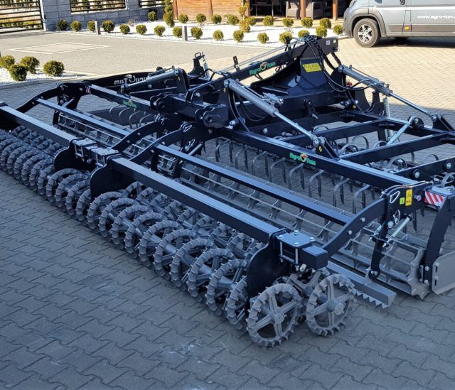 Augsnes apstrādes agregāts AGRO-TOM UPH 4.0 (21)