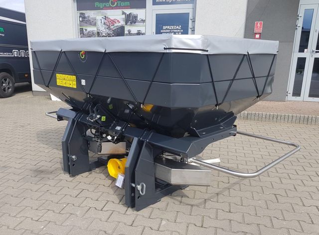 Uzkarināmiais minerālmēslu izkliedētājs Agro-Tom RNH XL (1) -- Sandio Tehnika SIA