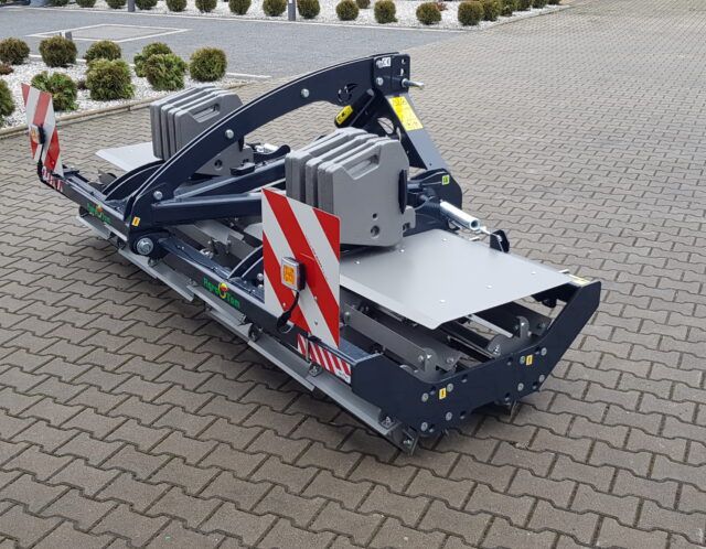 Augsnes apstrādes agregāts AGRO-TOM FRONT PACKER (09)